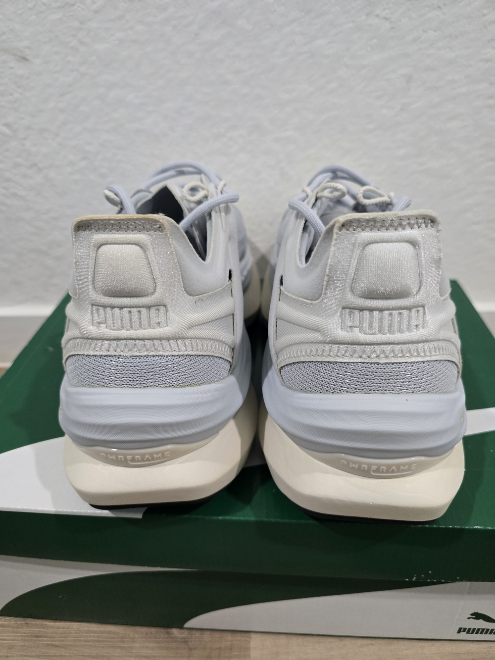 Men's Puma Variant Nitro Sci- Tech Light Gray Performance Running Shoes - Picture 3 of 9